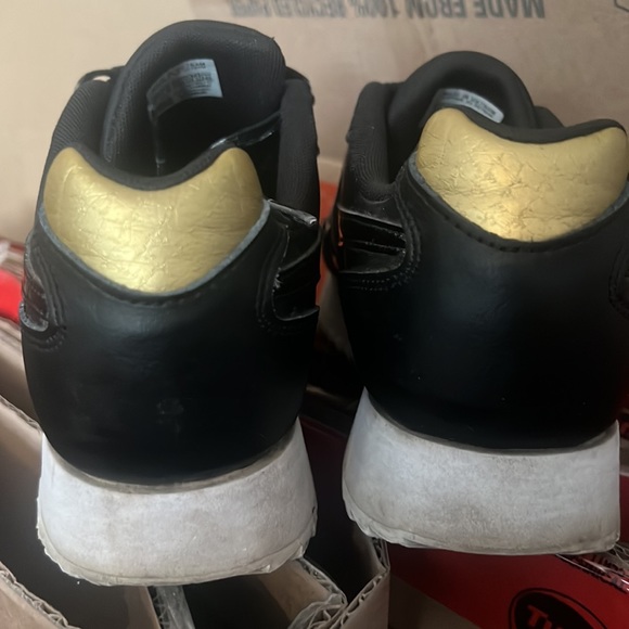 Reebok Runners - Picture 3 of 4